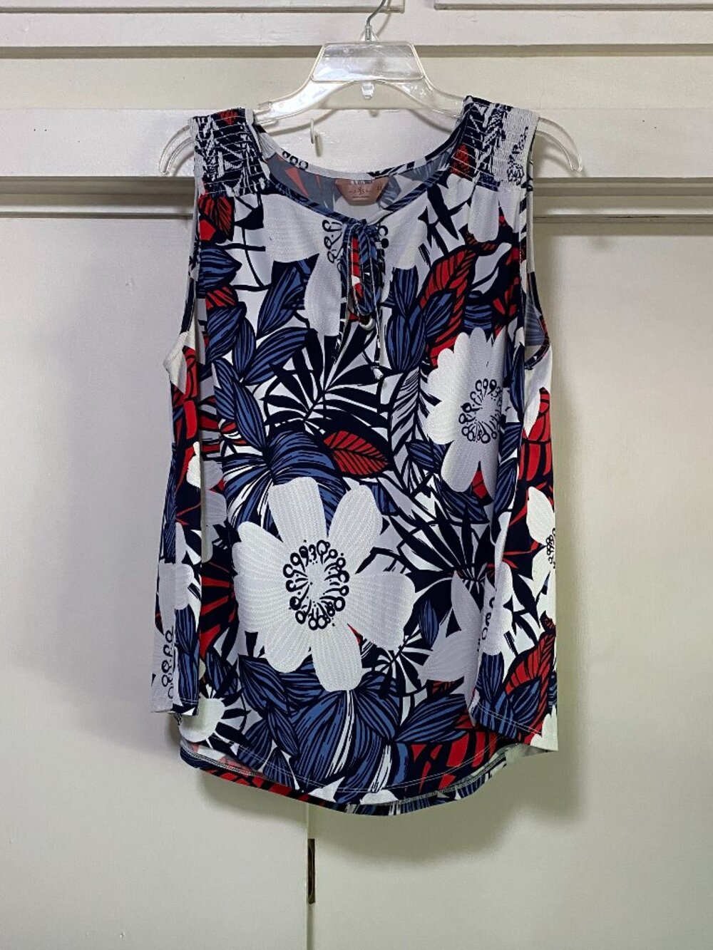 SJS, sleeveless, red, white, blue & black floral tunic, size 1XL